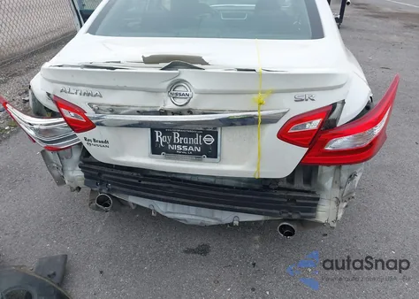 2016 Nissan Altima 2.5 Sr z USA, uszkodzony, nr VIN 1N4AL3AP6GC175019